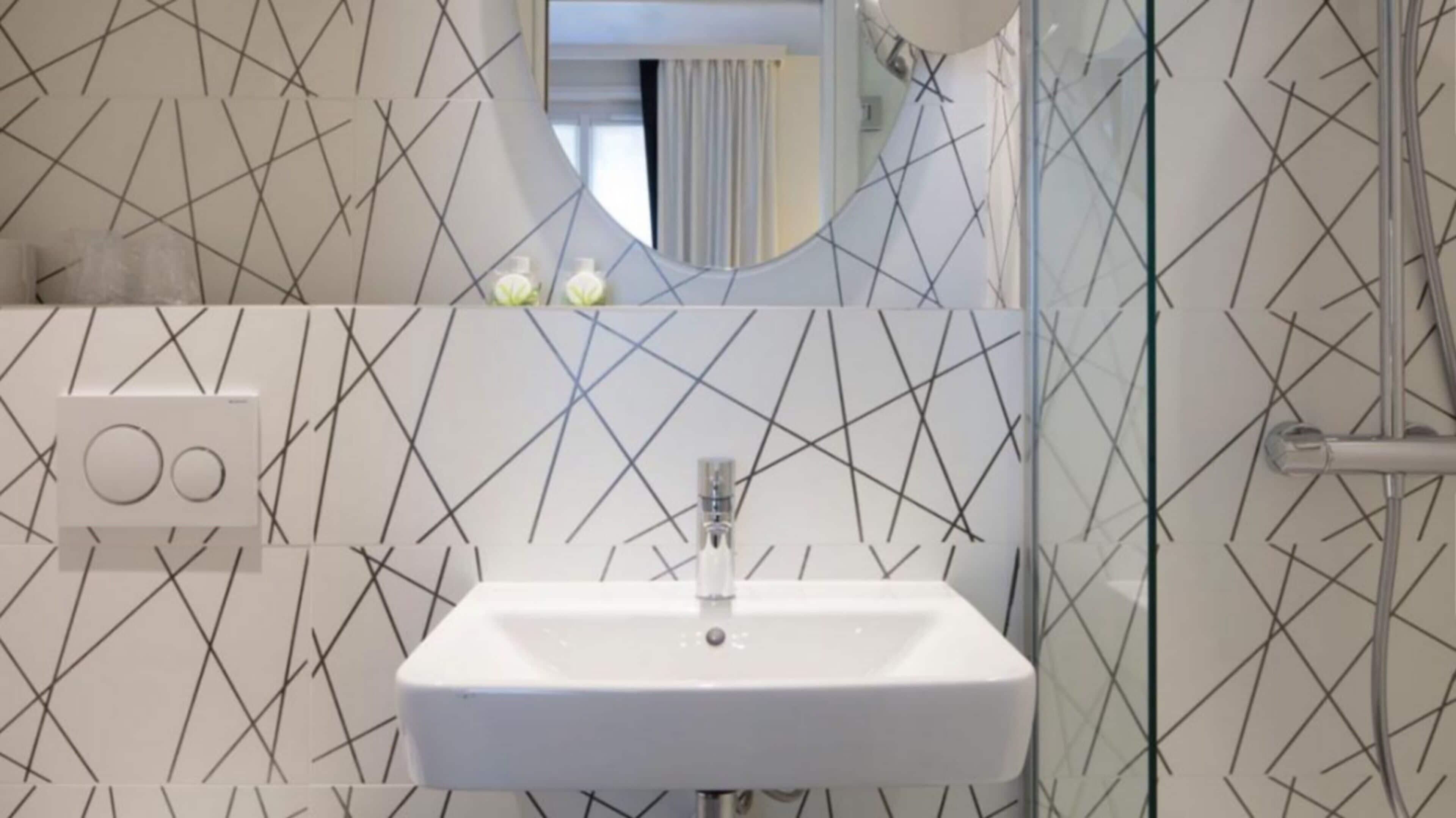 Hotel Nouvel Eiffel 3*