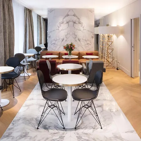 Hotel Nouvel Eiffel Parigi